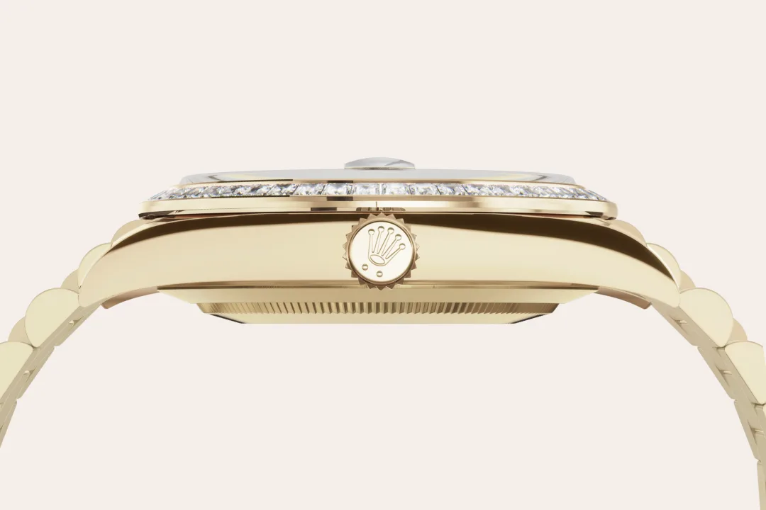 18 ct Yellow Gold Watch Case - Chung Fatt Kee