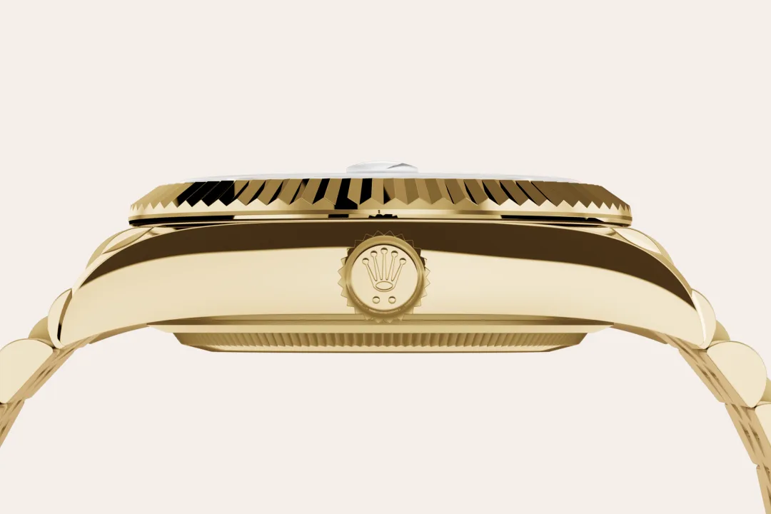 Rolex Sky-Dweller in 18 ct yellow gold, M336938-0008 - Chung Fatt Kee