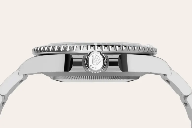 Rolex Submariner in Oystersteel, M124060-0001 - Chung Fatt Kee